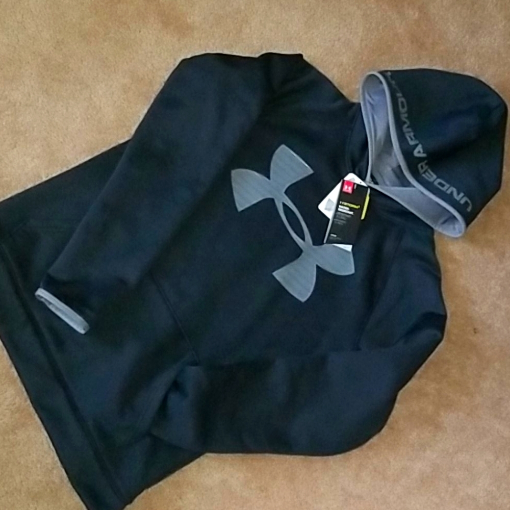 Under Armour Hoodie